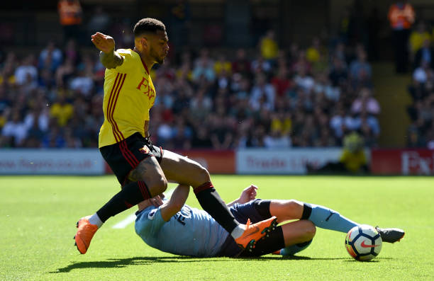 阔舞台上 阔舞台上