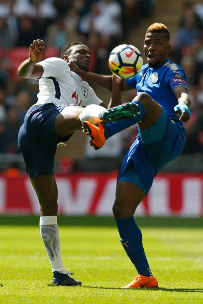 人员经过严 人员经过严