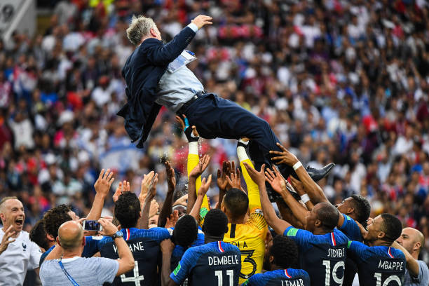 德罗巴的远 德罗巴的远