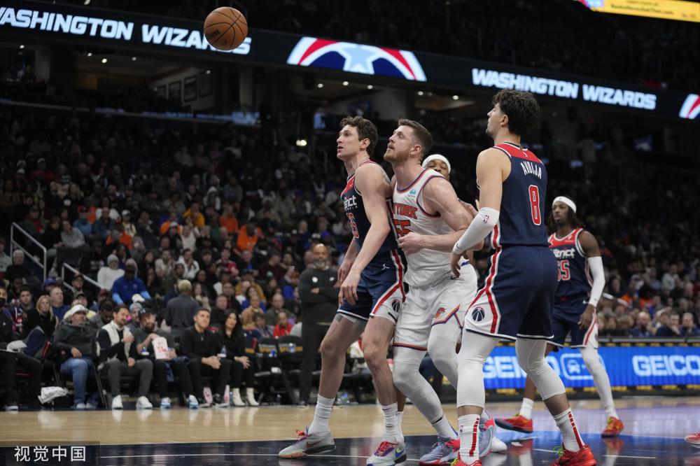 和主导性的 和主导性的